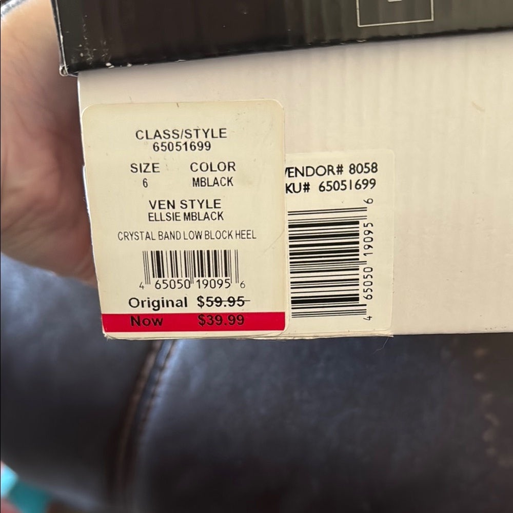 Ven Style Crystal Band Low Block Heel